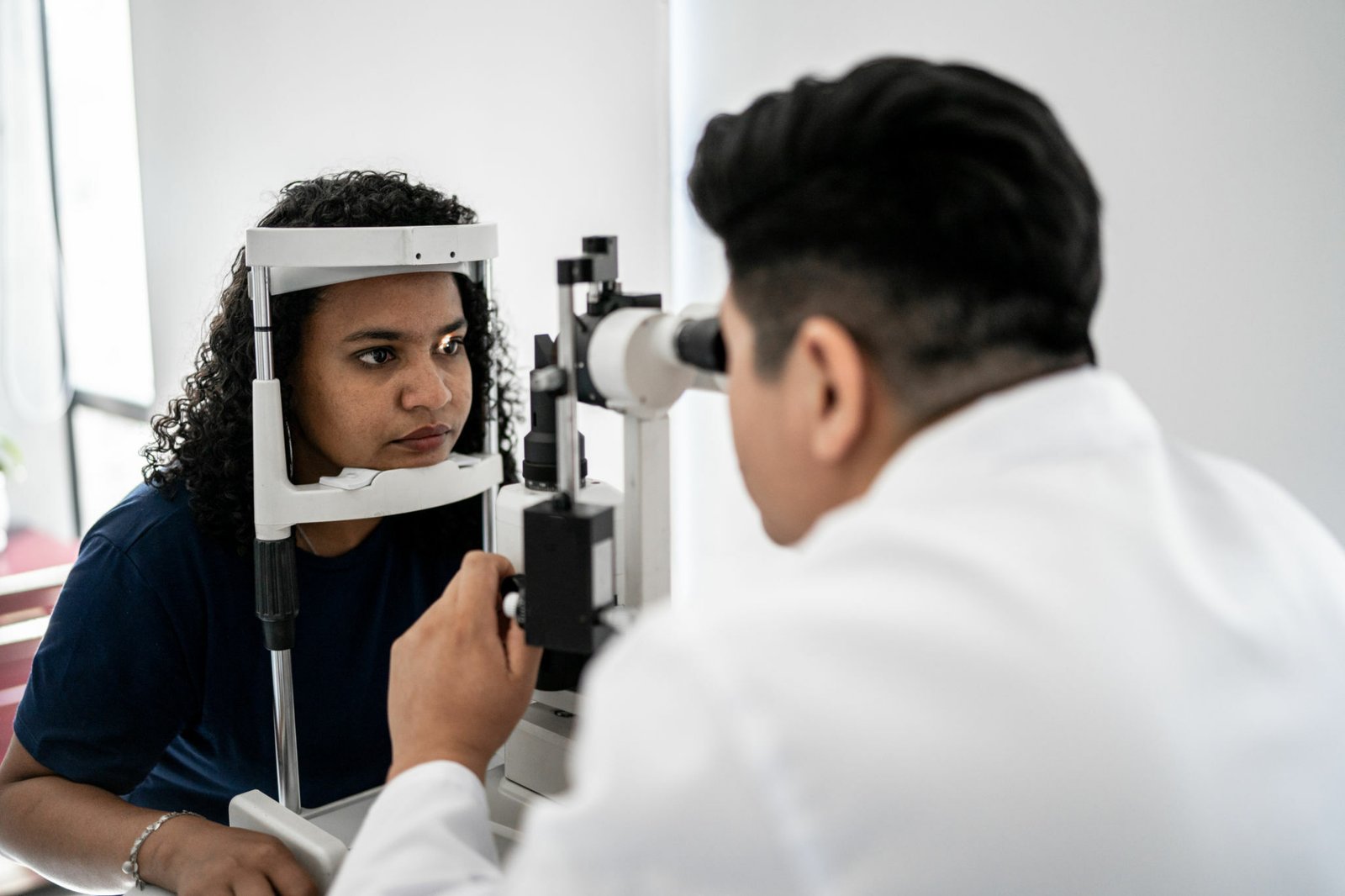 Best Eye Surgeon in Zirakpur